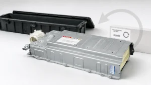 Toyota Prius hybrid battery with reusable shipping container for core return
