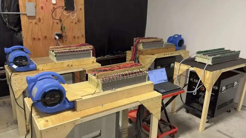 Hybrid battery warehouse